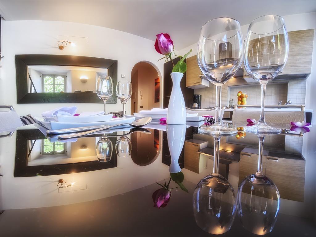 Villa Vinicia, Pool, Jacuzzi, Airco Domaso Szoba fotó